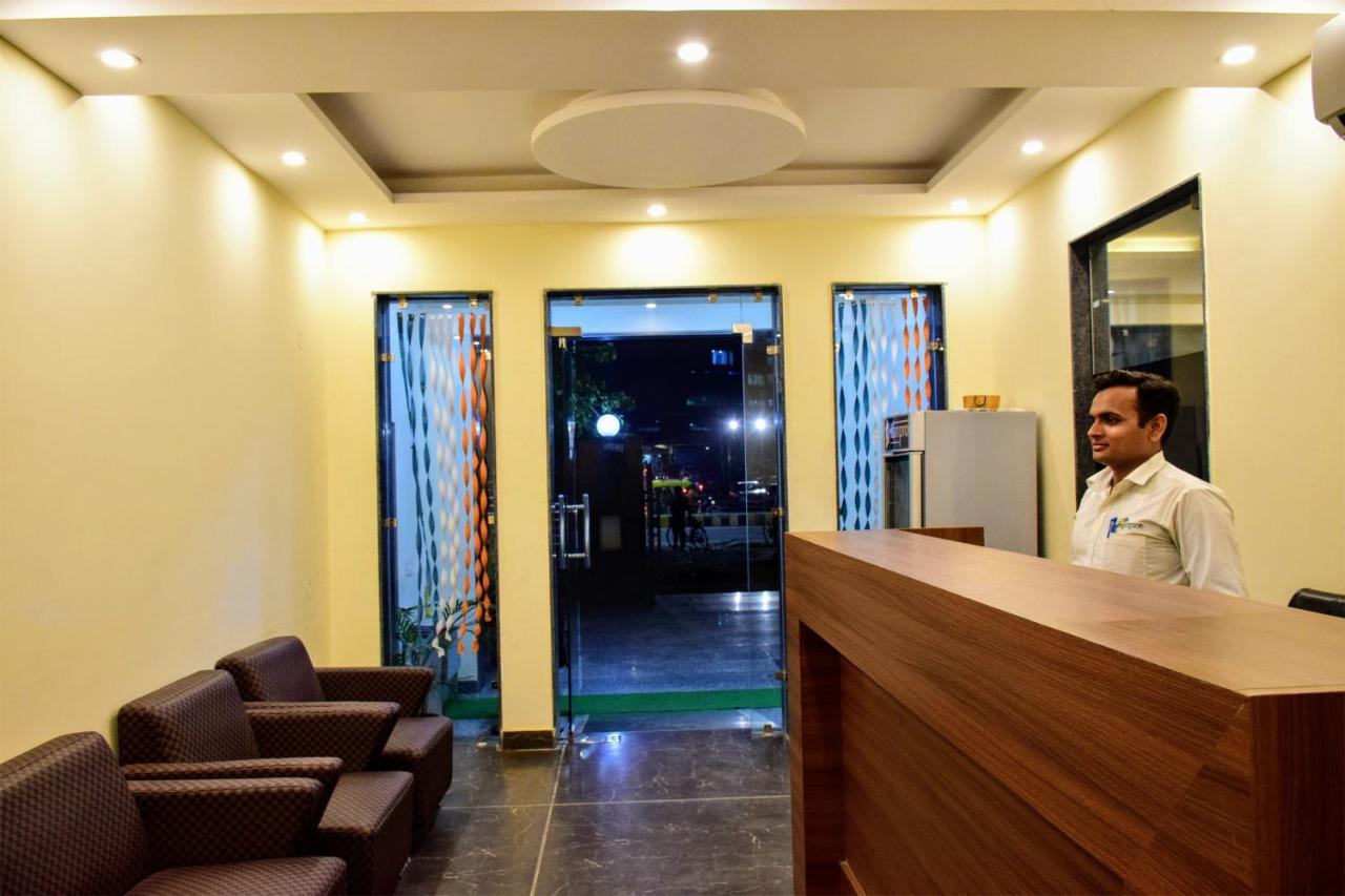 Hotel When In Gurgaon - Opposite To Artemis Hospital Bagian luar foto